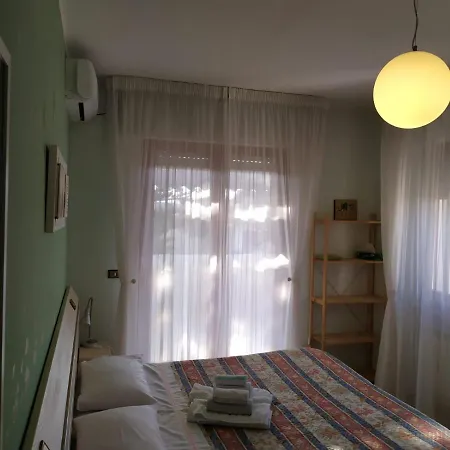 La Casa Di Angelica Nocleg ze śniadaniem Roseto Degli Abruzzi