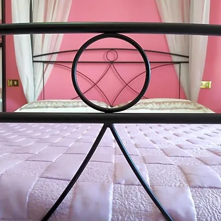 La Casa Di Angelica Bed & Breakfast
