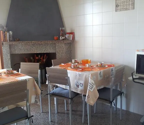 La Casa Di Angelica Alojamento de Acomodação e Pequeno-almoço 3*